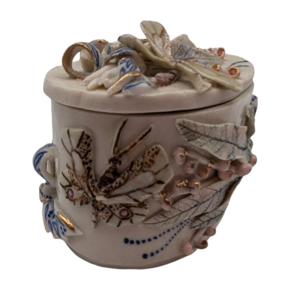 VTG Handcrafted Signed Ceramic Jewelry Trinket Box 3D Floral Leaf Butterfly Desi - Picture 7 of 11